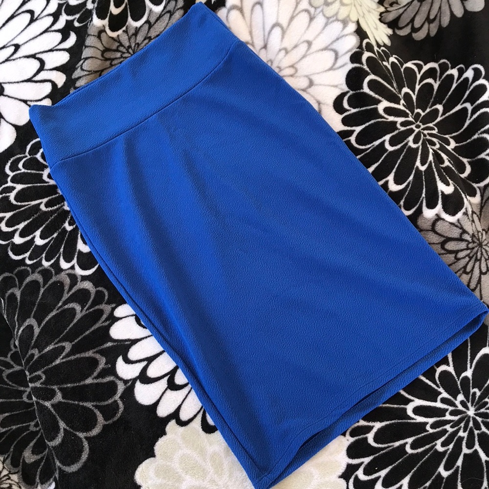 LuLaRoe Cassie - brand new